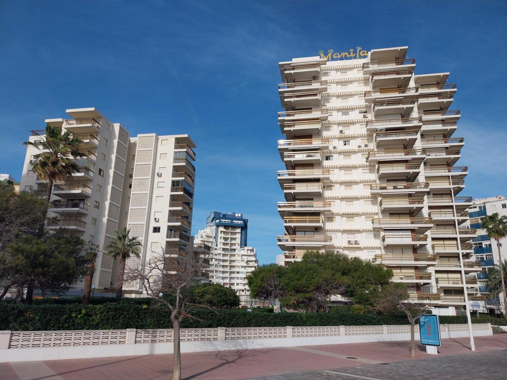 Manila Solo Familias Serviplaya Gandía Exterior foto