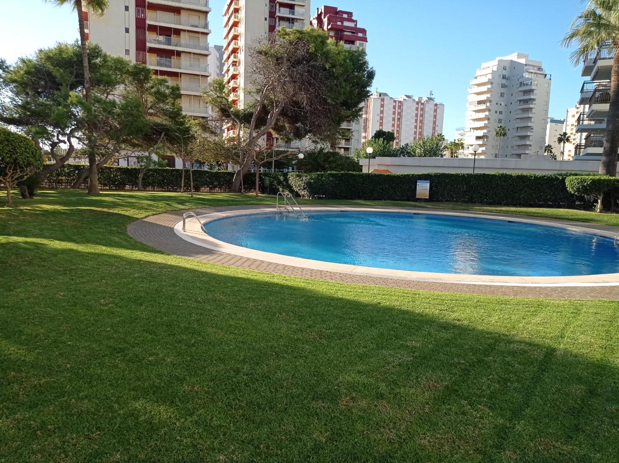Manila Solo Familias Serviplaya Gandía Exterior foto