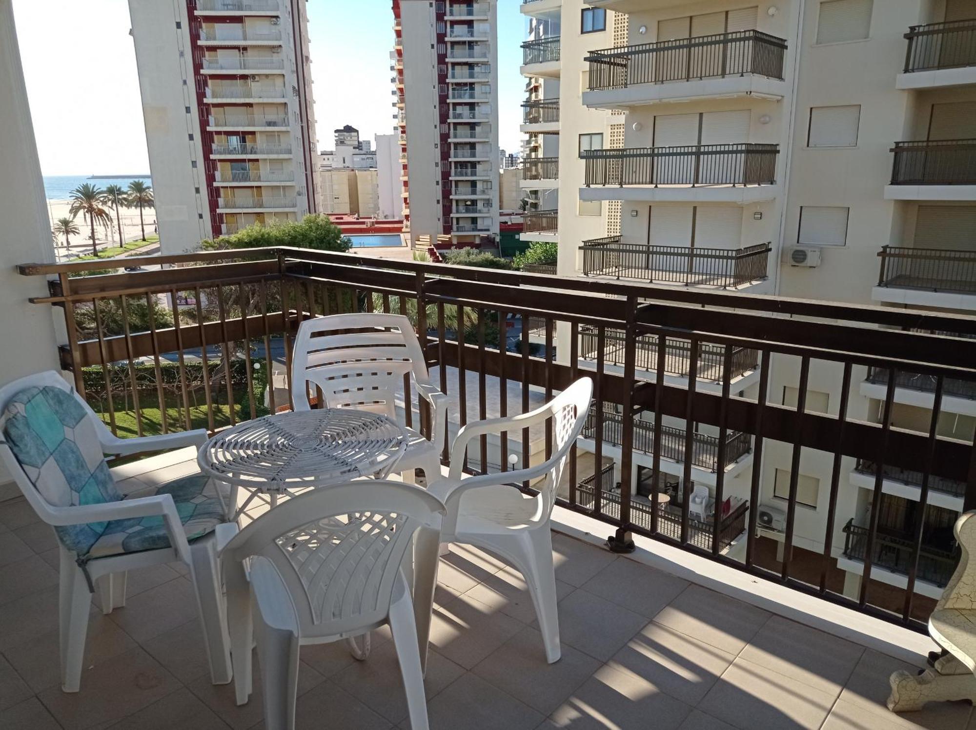 Manila Solo Familias Serviplaya Gandía Exterior foto
